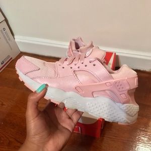 Nike Huaraches 🎀💞